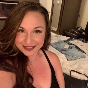 Meet your Posher, Jenn